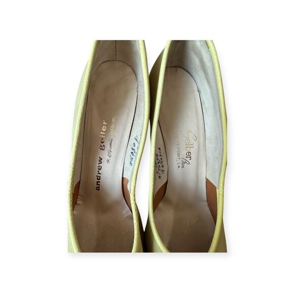 Andrew‎ Geller Yellow pumps. Soft Pointed Toe,  Size 7 1/2 AAA Narrow, Vintage - Picture 16 of 16